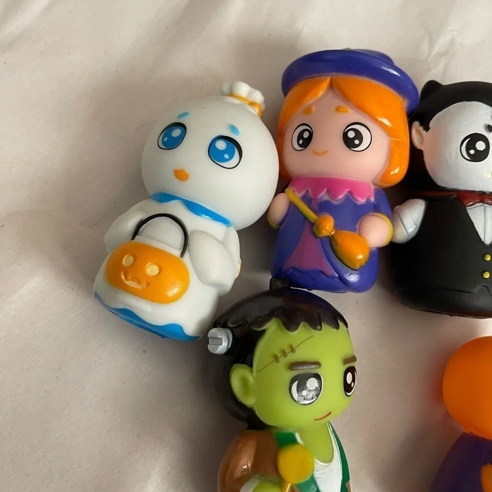 Halloween Characters 🧙‍♀️ 👻 🎃 🧛‍♂️ & Frankenstein Finger Puppets (5)
